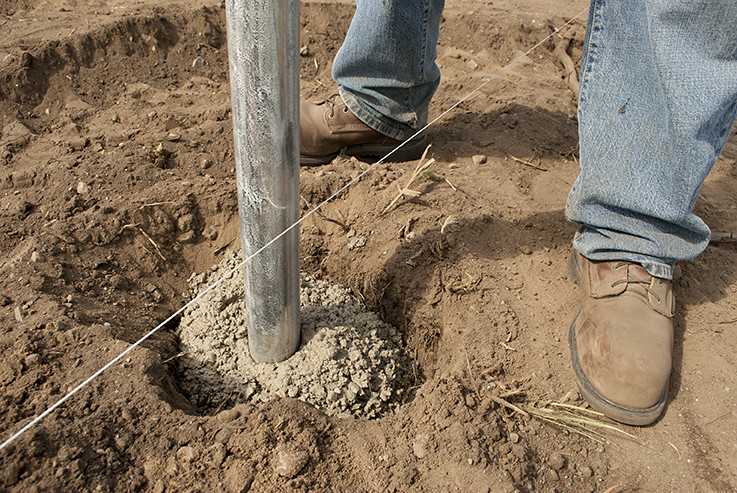 Floating Fence Post in Cement