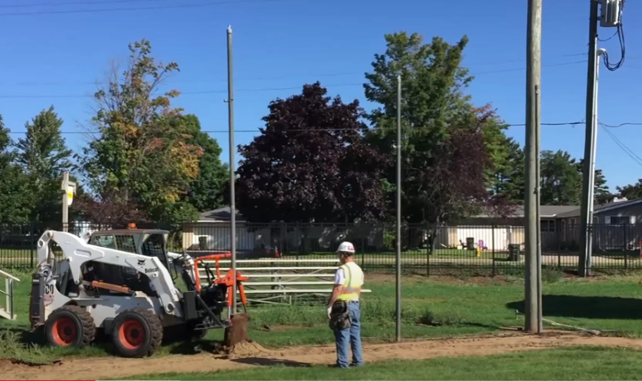 Lobo Extreme pulls and handles tall posts with ease