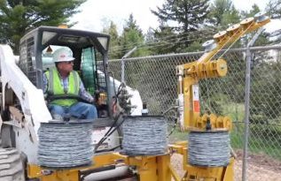 How to use the Barbed Wire Dispenser to pull three strands