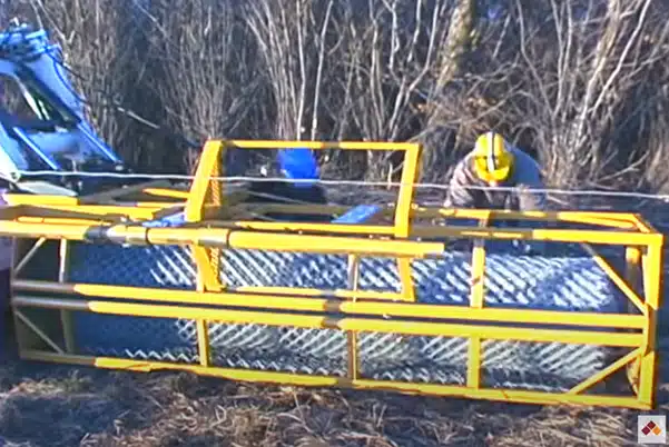 Installink Fence Dispenser