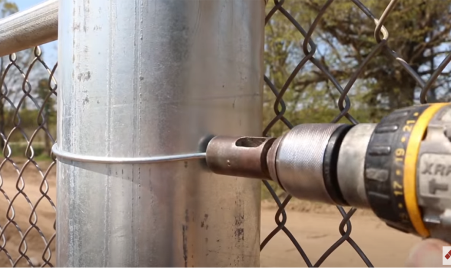 How to use the large 6 5/8 Easy Twist Fence Tie