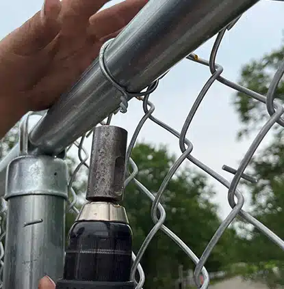 Easy
Twist Fence Ties for ASTM F567-14 compliant chain link installation